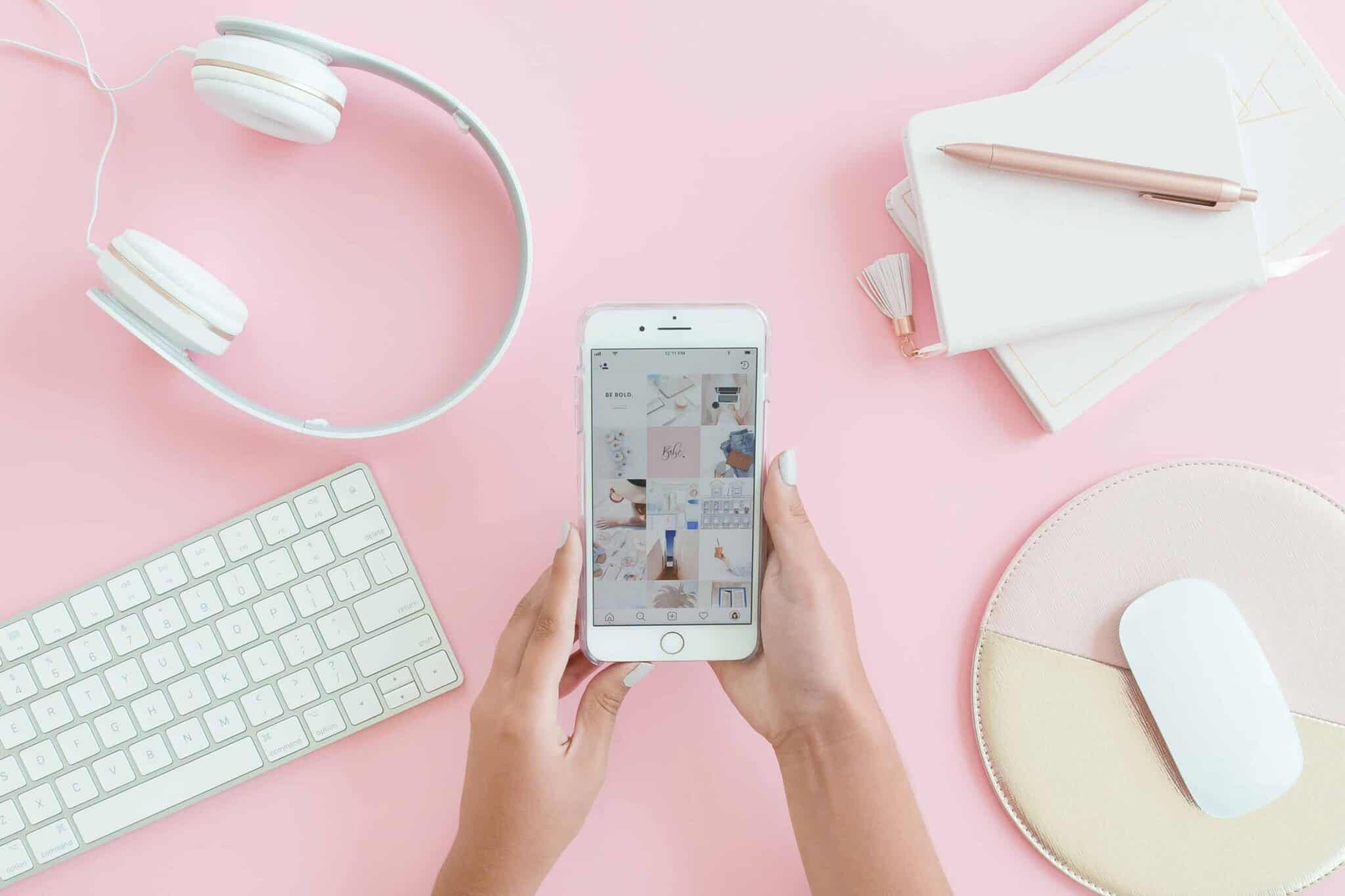 51+ Best Blogging Resources & Tools (2020 Ultimate Guide) Angela Giles