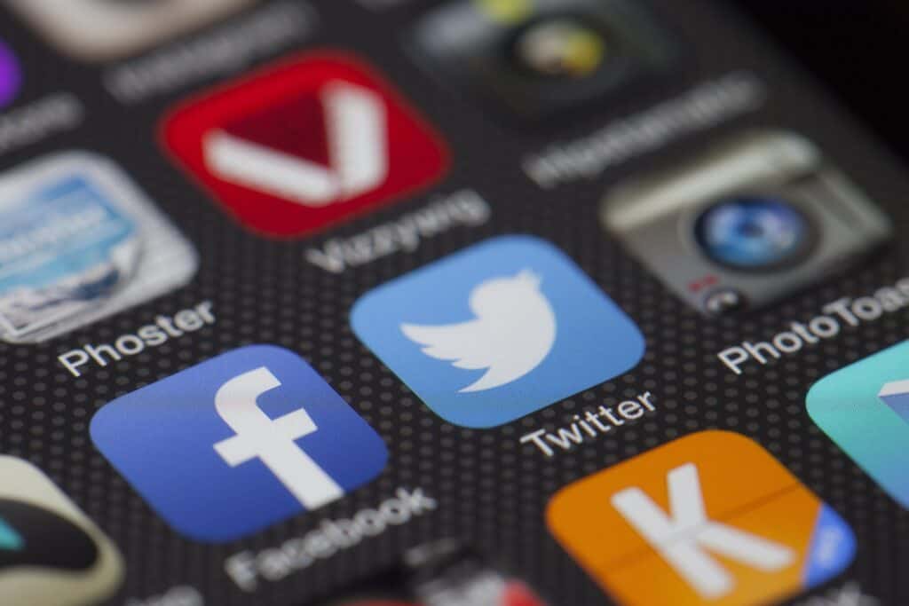 Artificial Intelligence for Coaches Simple Strategies to Boost Your Social Media Presence