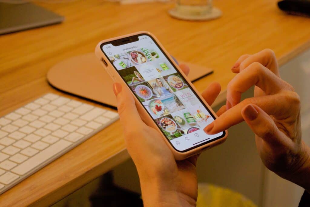 How To Build An Iconic Brand By Getting Massively Visible On Instagram