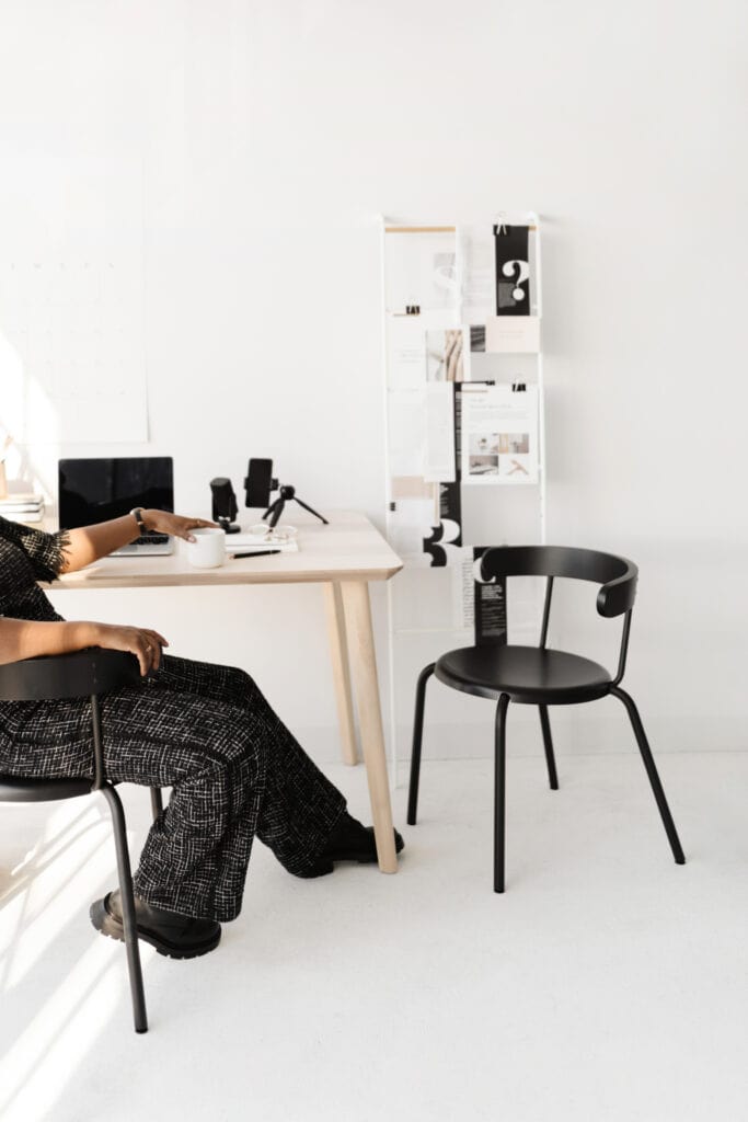 Scale Your Coaching Business - Find Coaching Clients Fast